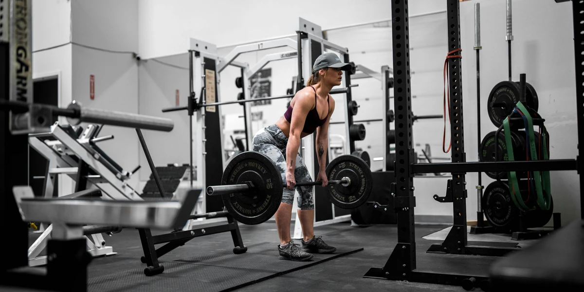 How to Breathe and Brace Properly When Lifting Weights