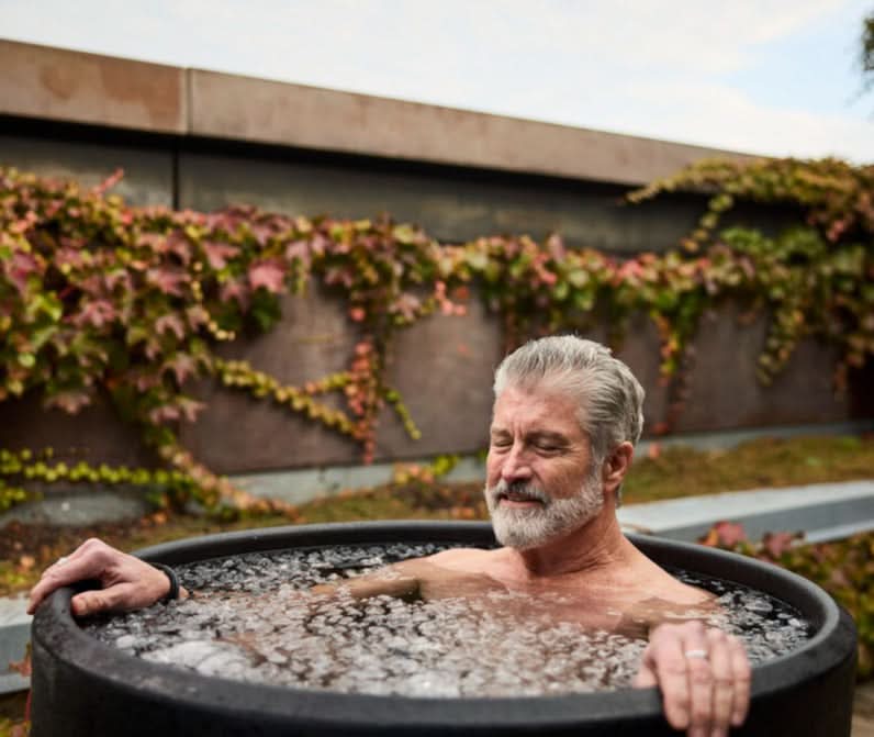 Ice Baths Smart Recovery Tool or Overrated Trend?