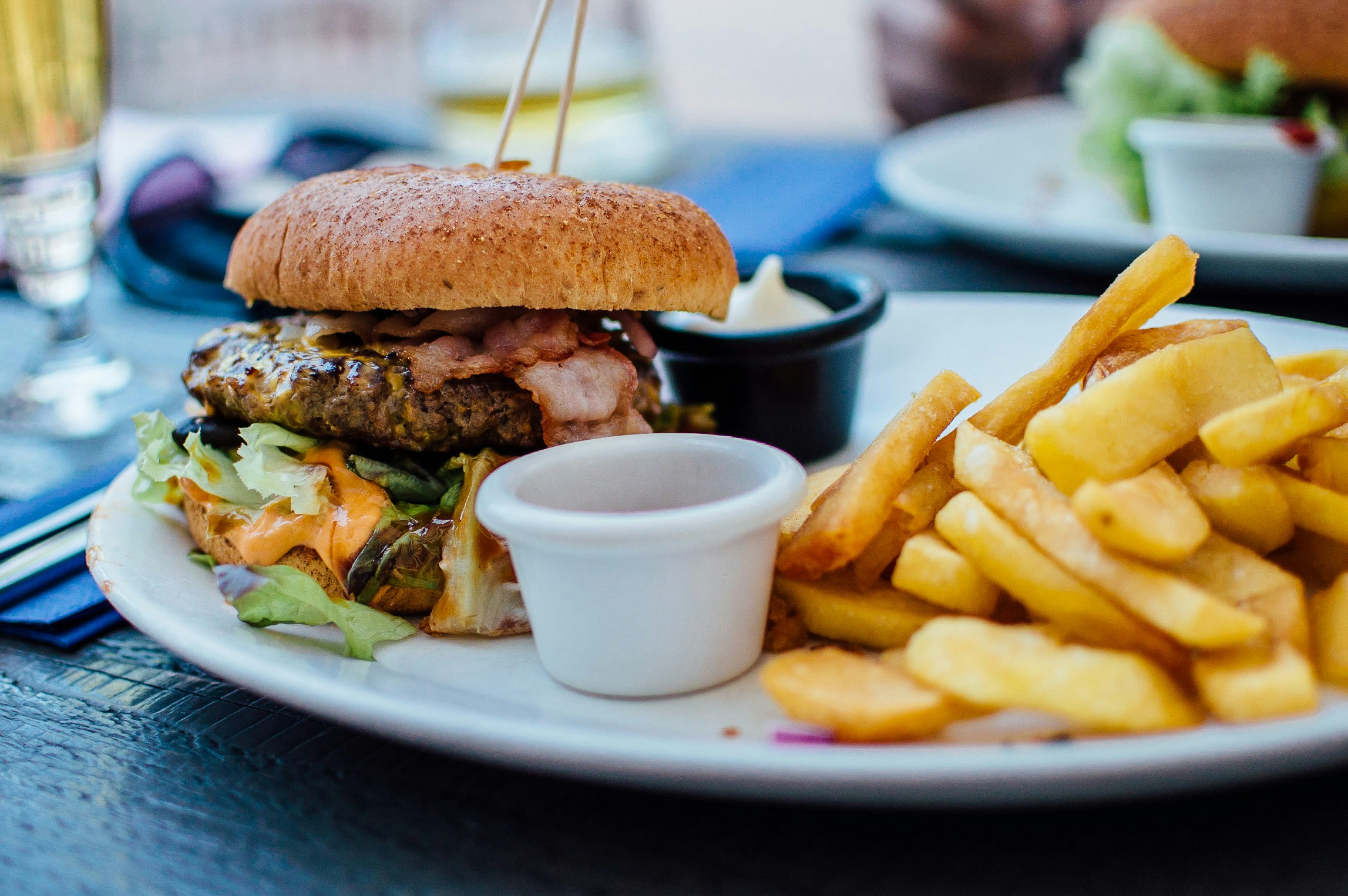 Uderstanding Food Noise: The Science Behind Constant Food Thoughts